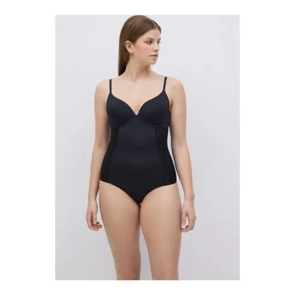 19062 Body-Bra Reductor